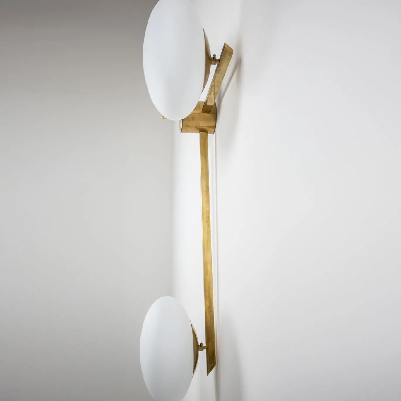 12:15 Lampada d'ottone