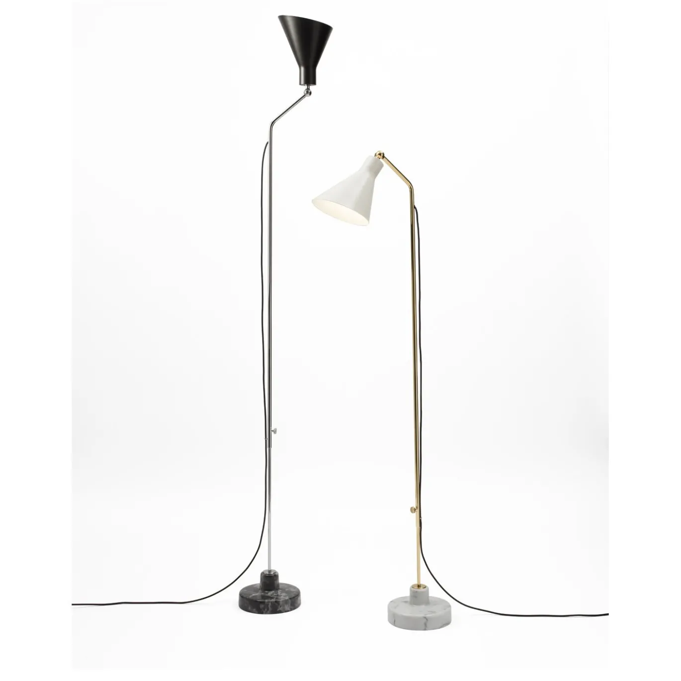 Lampada regolabile Alzabile di Ignazio Gardella