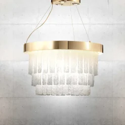 Lampadario ad anello con elementi rettangolari in vetro veneziano