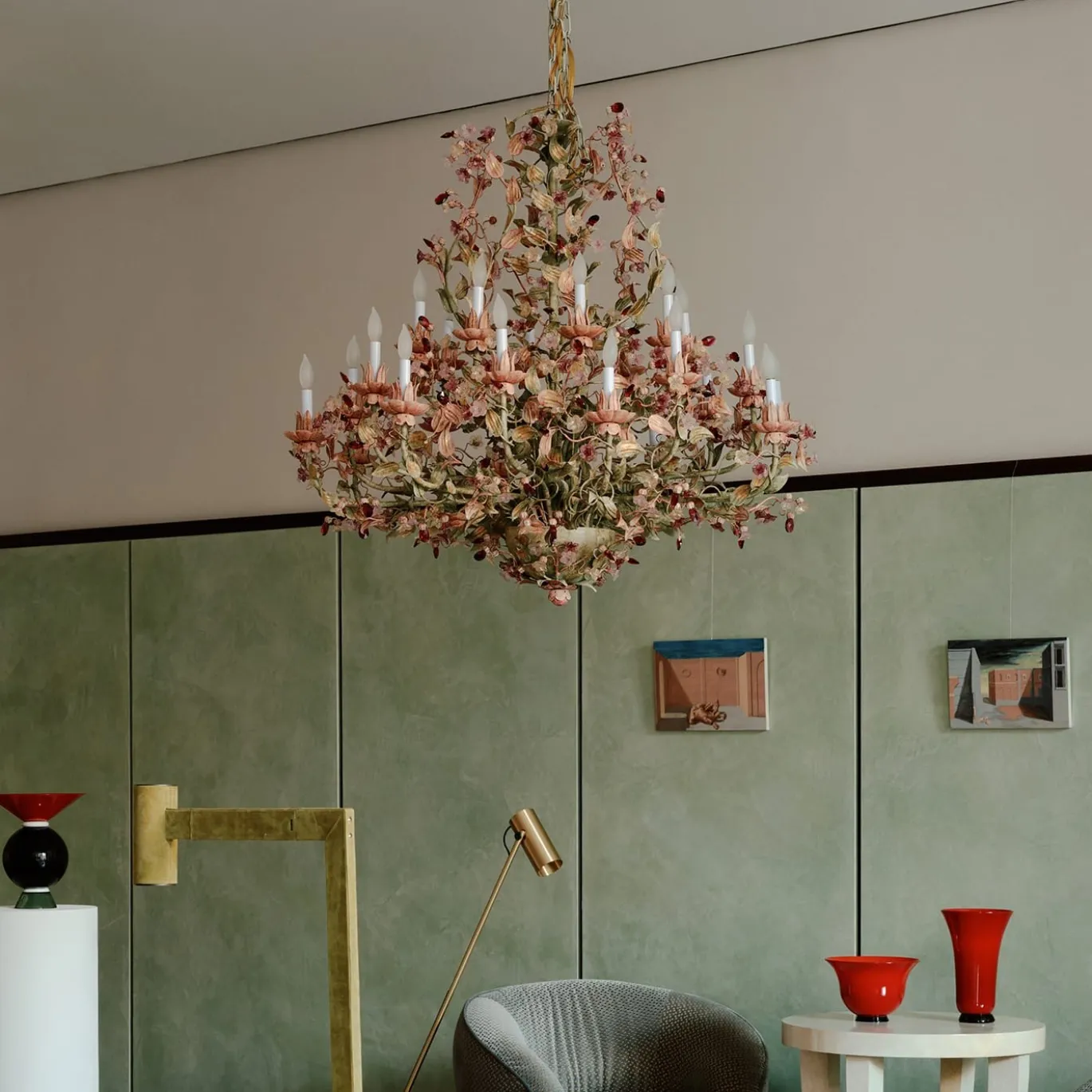 261 Lampadario a 24 luci in policromia floreale