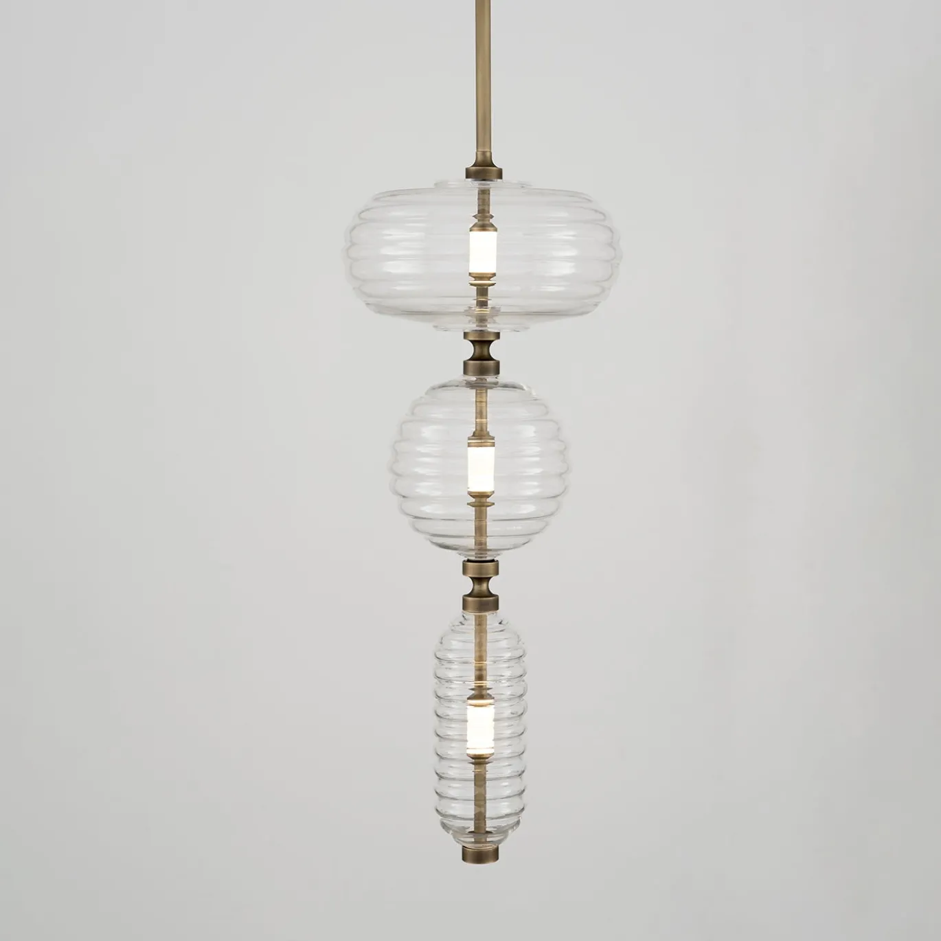 Lampadario a tre luci Trinity 04 di Mike Shilov