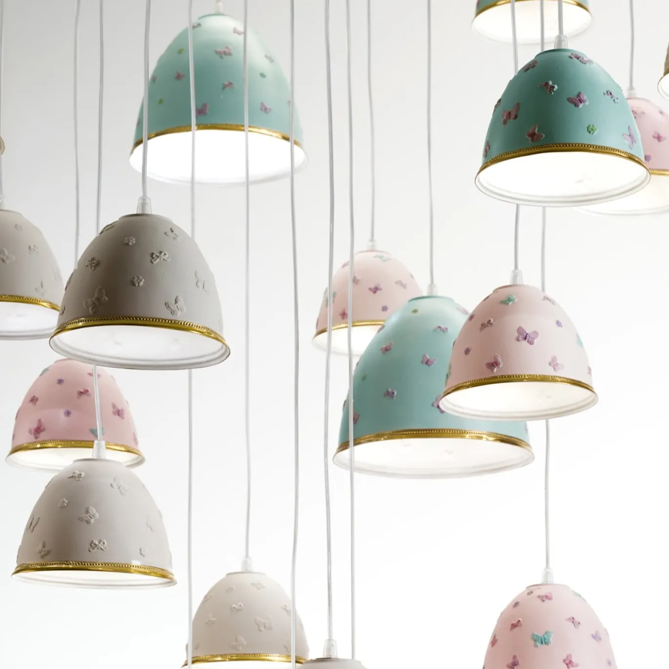 Lampadario Butterfly 12 luci multicolore