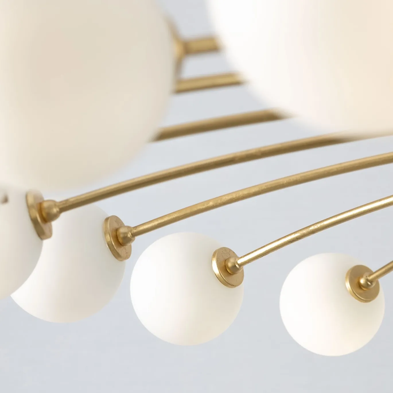 Lampadario d'oro a 24 luci Balloons