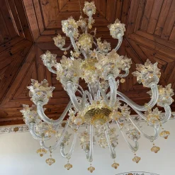 Lampadario Erto in oro e vetro trasparente con 21 luci