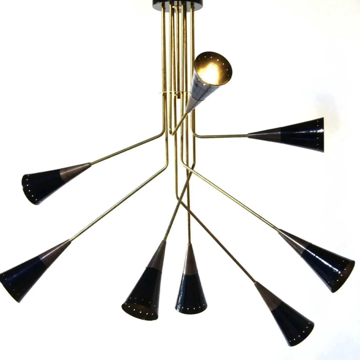 Lampadario Fascino a 8 luci in ottone e nero di Carlo Nason