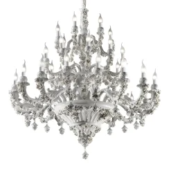 Lampadario Flowery a 36 luci in porcellana bianca