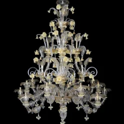 Lampadario giallo in stile Rezzonico