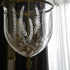 Lampadario in Ottone Classico e Vetro Inciso