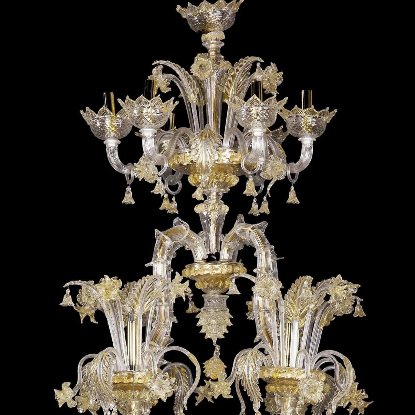 Lampadario in stile Rezzonico in oro e cristallo #2