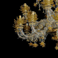 Lampadario in stile Rezzonico in oro e cristallo #4