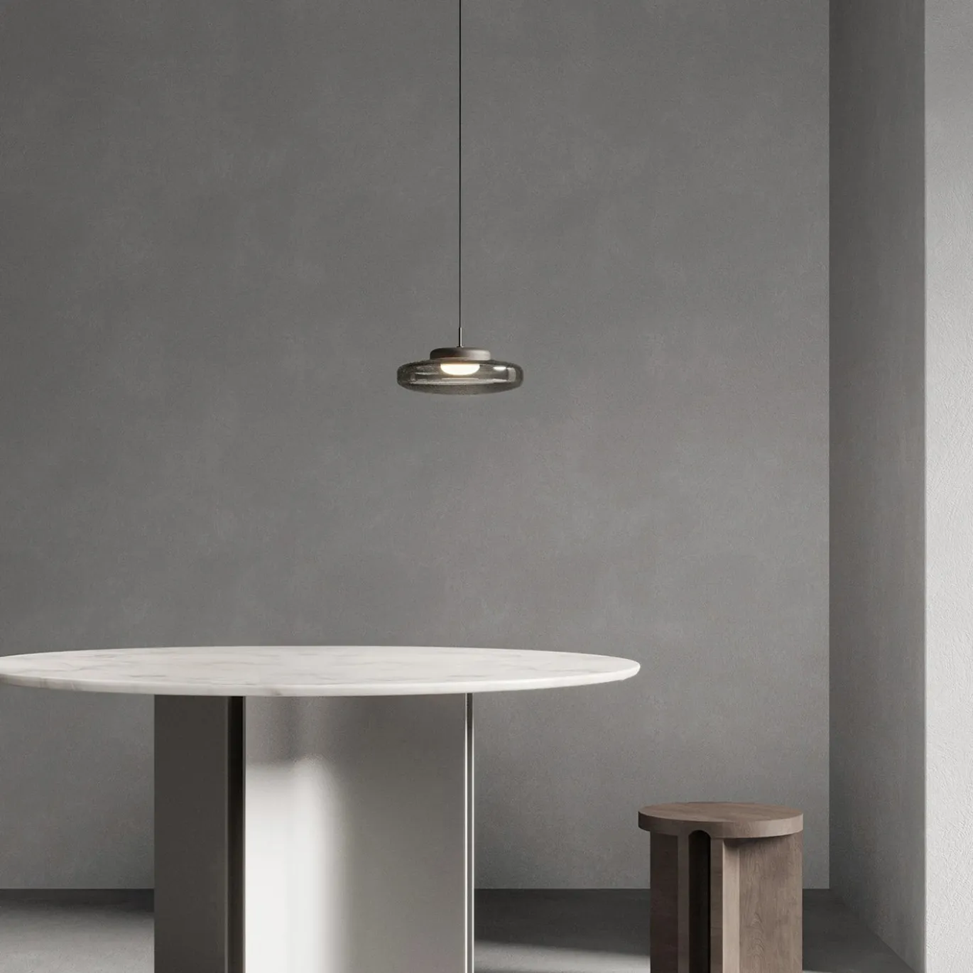 Lampadario in vetro grigio scuro singolo da lounge
