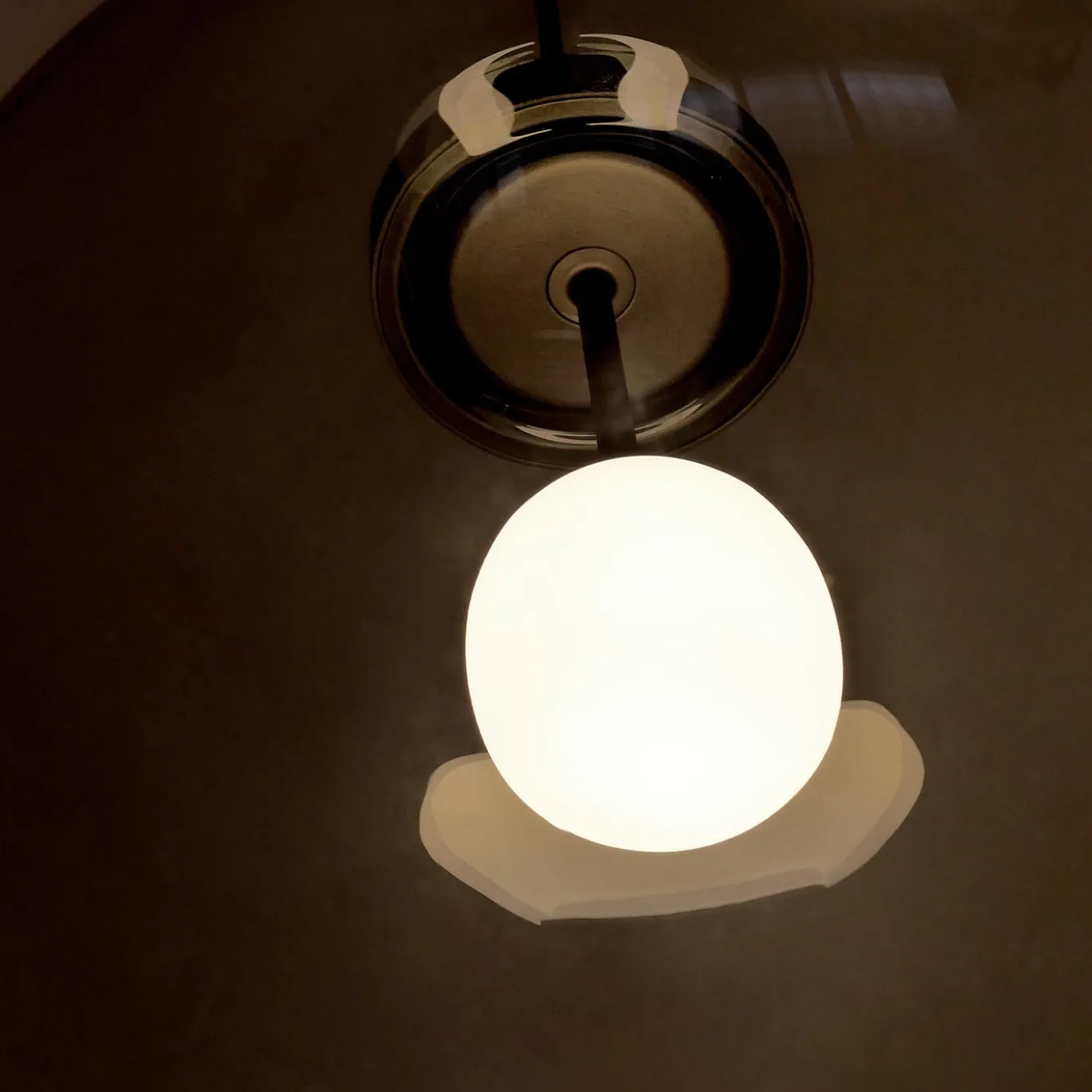 Lampadario in vetro grigio scuro singolo da lounge