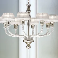 Lampadario in vetro veneziano bianco e argento