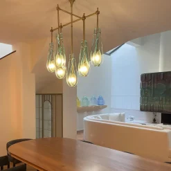 Lampadario Memory in Vetro Molato Azzurro Chiaro e Ottone