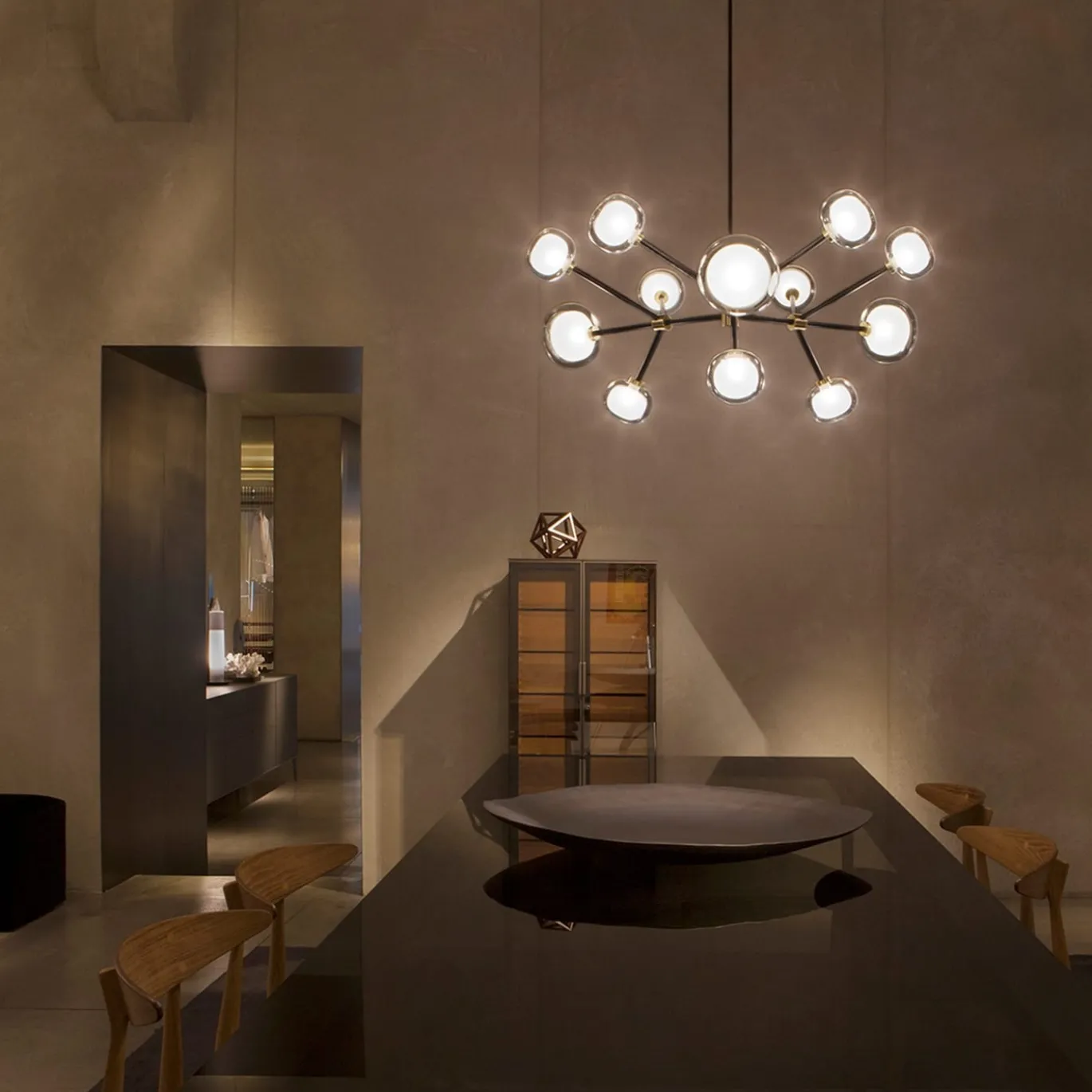 Lampadario Nabila a 12 luci in vetro trasparente di Corrado Dotti