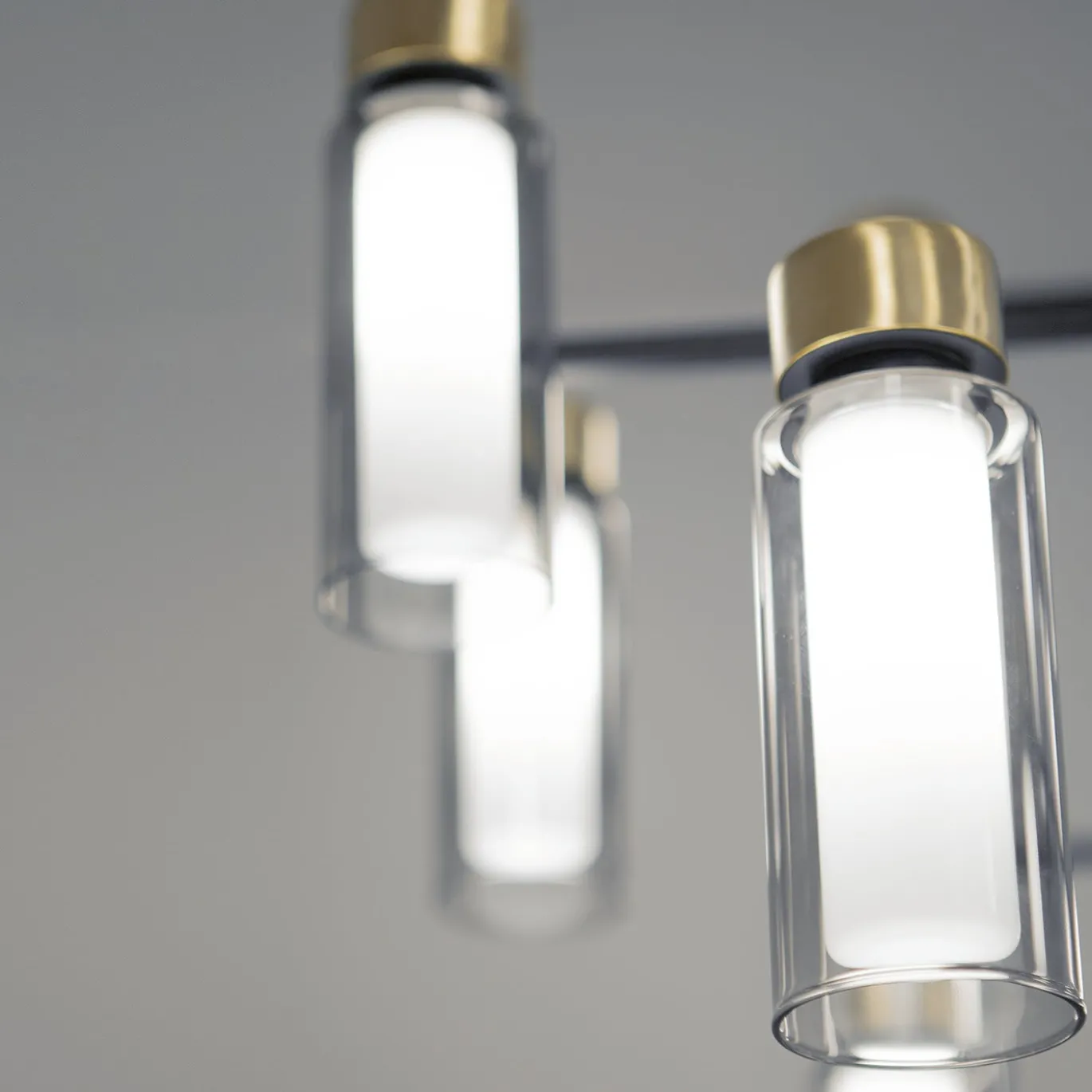 Lampadario Osman a 16 luci di Corrado Dotti