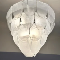 Lampadario Petals in vetro sabbiato