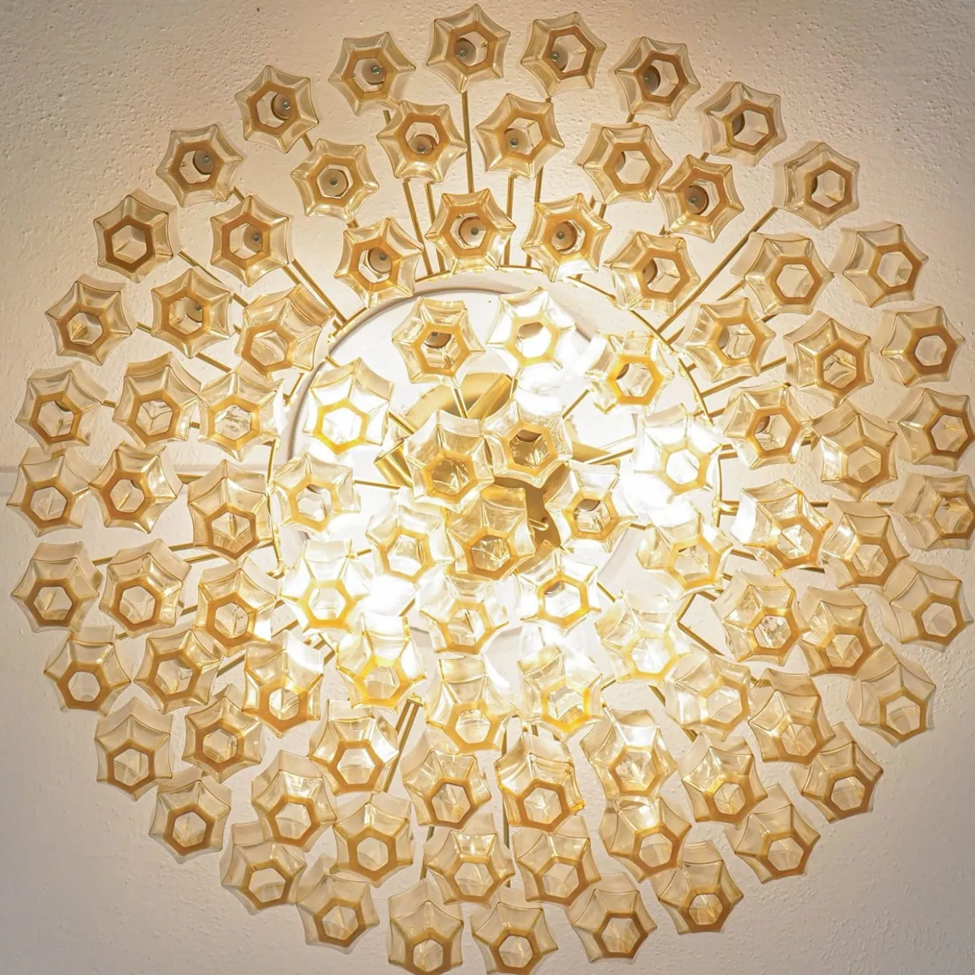 Lampadario Prismatico 91 Elementi in Vetro Compatto Ambra