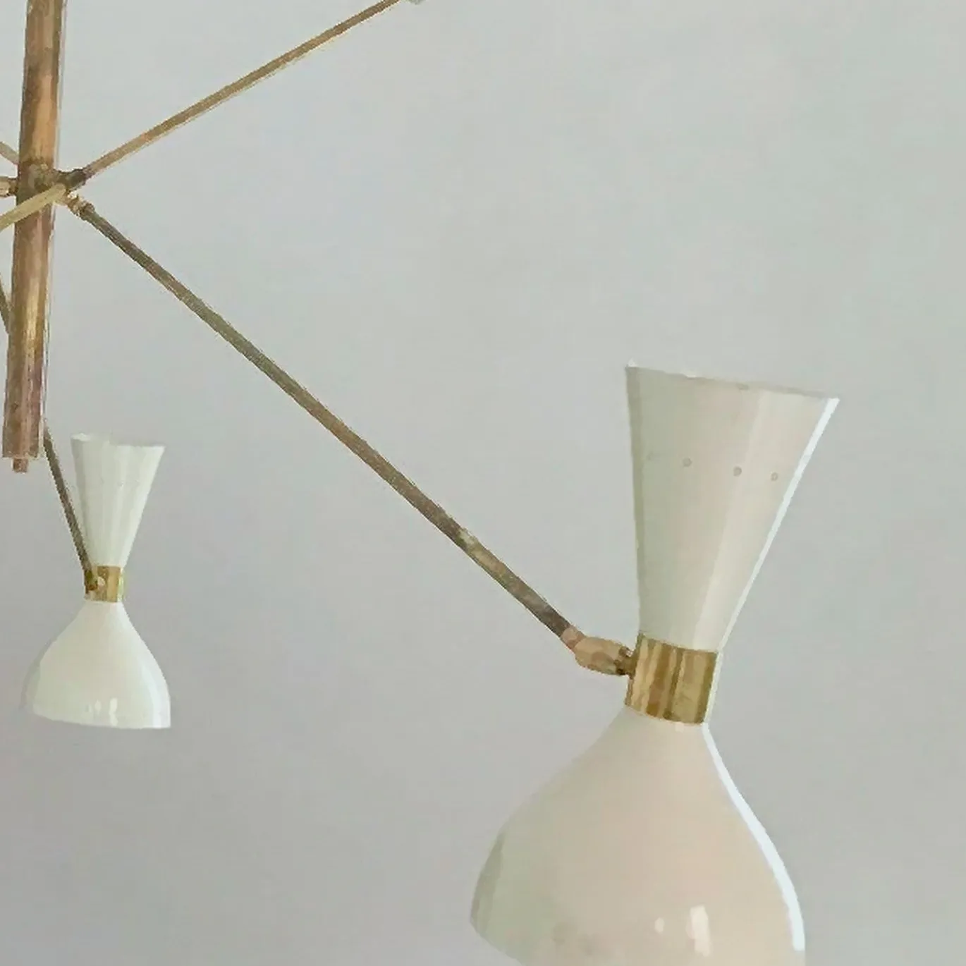 Lampadario regolabile a 3 bracci in ottone e avorio Contrappeso