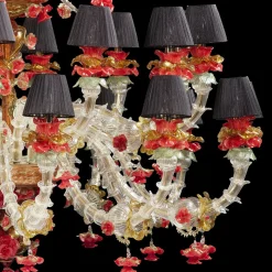 Lampadario rosso e oro in stile Rezzonico