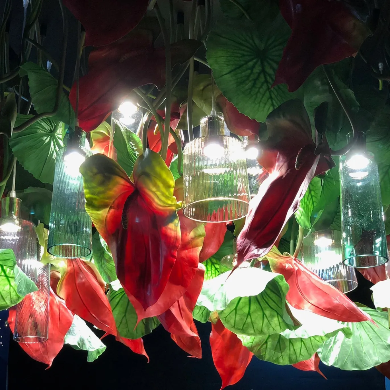 Lampadario rotondo grande Flower Power Red Anthurium