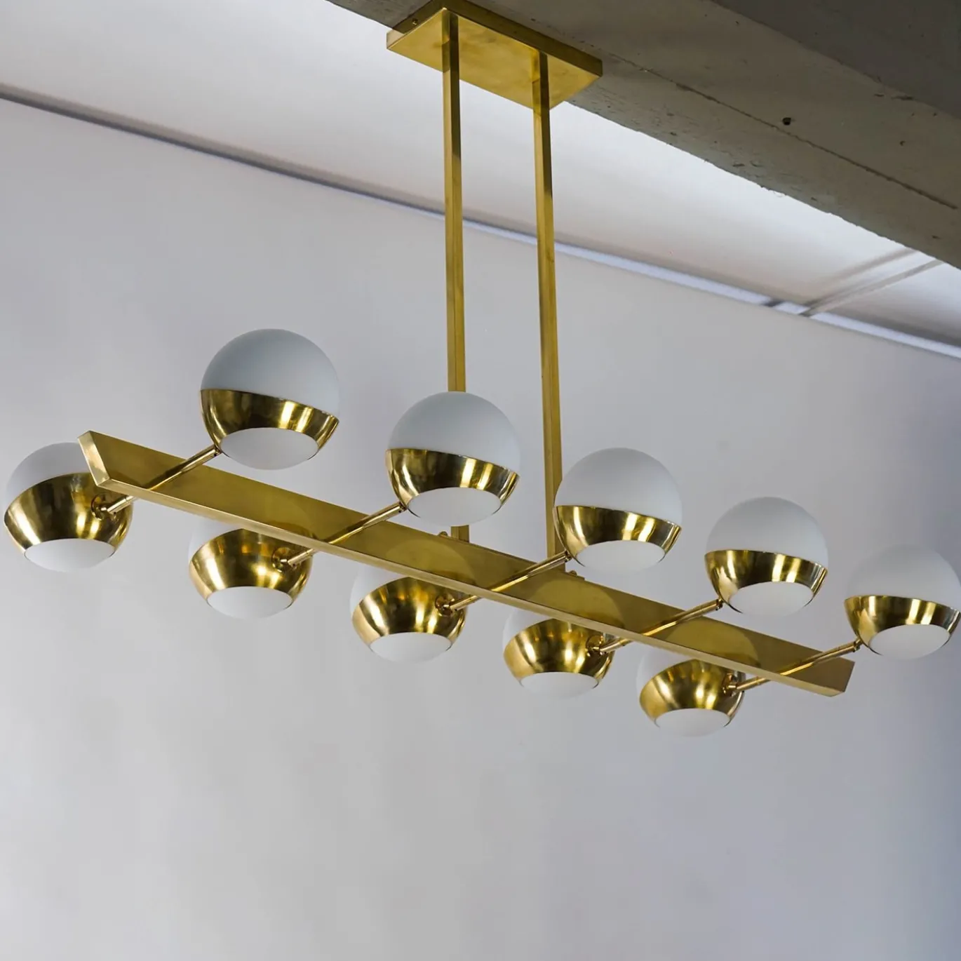 Lampadario Siderale a 10 luci in Ottone e Vetro