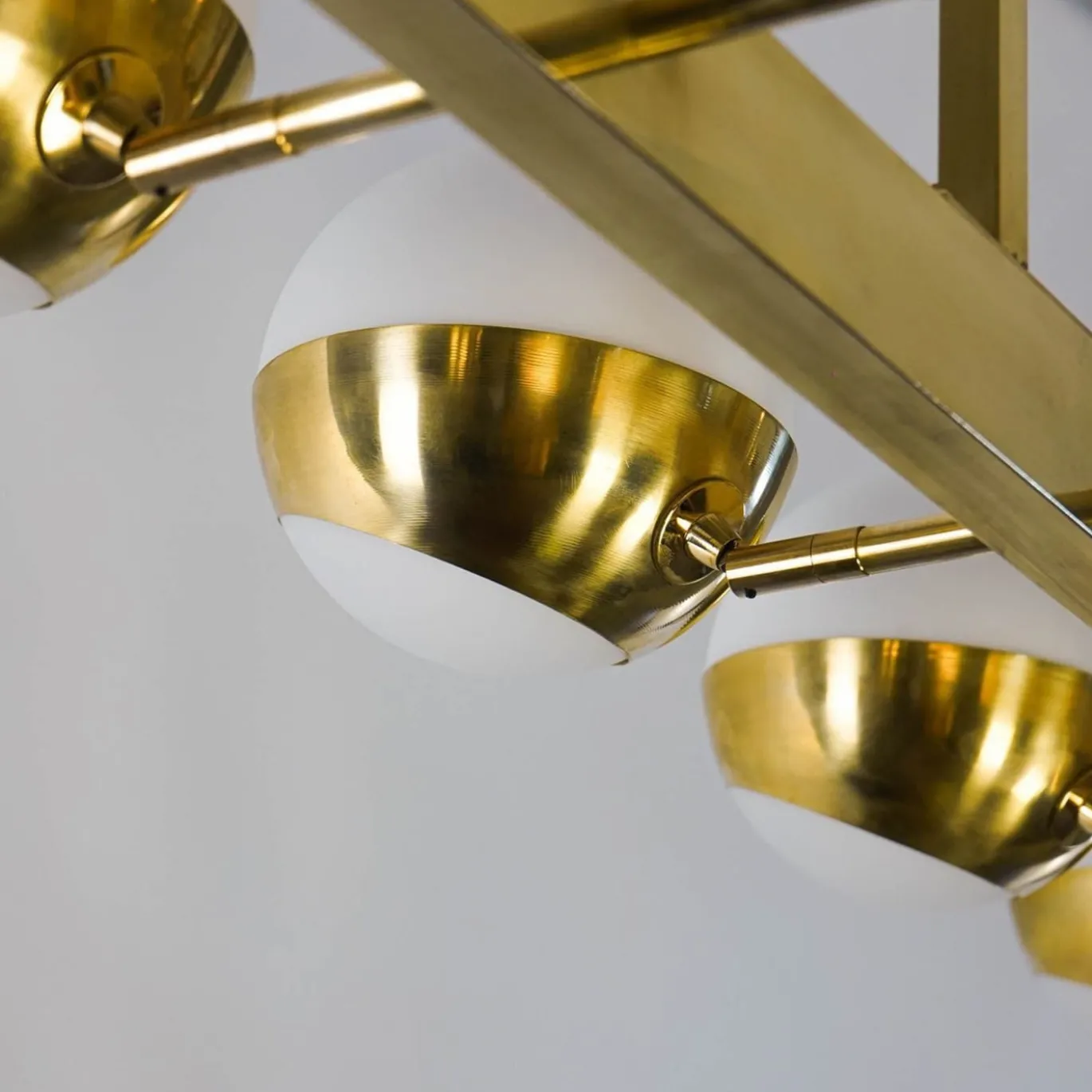 Lampadario Siderale a 10 luci in Ottone e Vetro