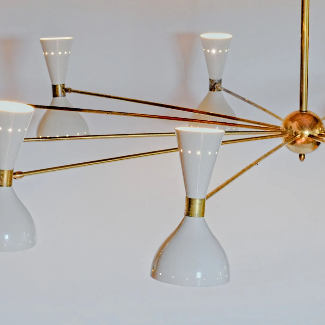 Lampadario Simmeetrico a 12 bracci in ottone