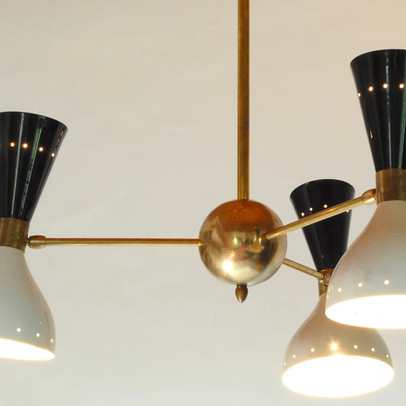 Lampadario Simmetrico a 3 bracci in ottone
