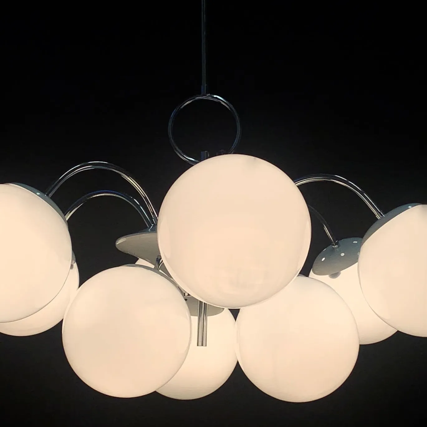 Lampadario Stilnovo a 9 luci cromate