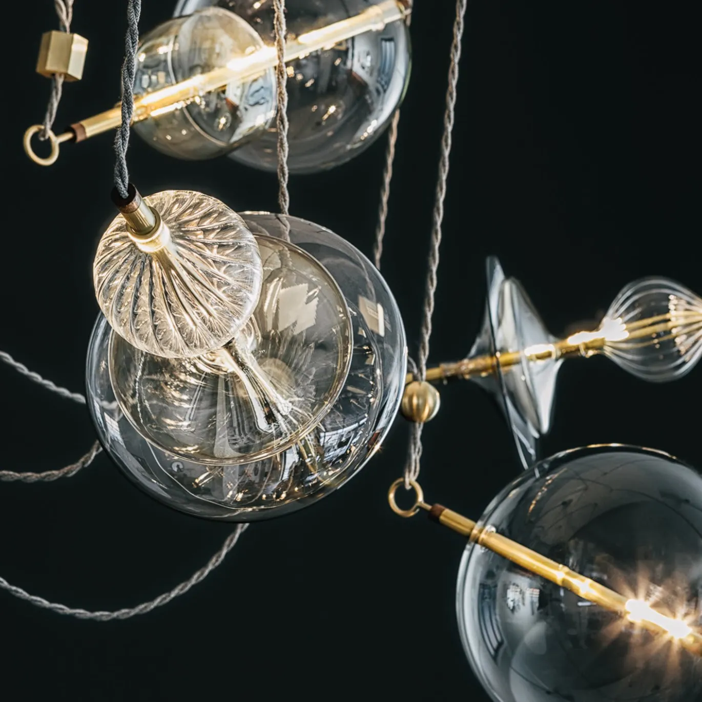 Lampadario Trapezi 6 Luci in Ottone Tonalit� Neutre