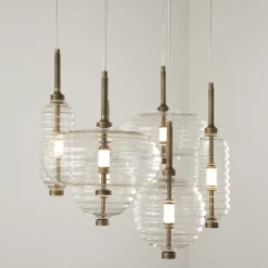 Lampadario Trinity 02 in bronzo di Mike Shilov