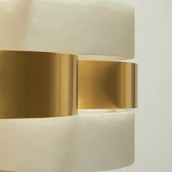Lampadario Vertigo in ottone satinato e alabastro
