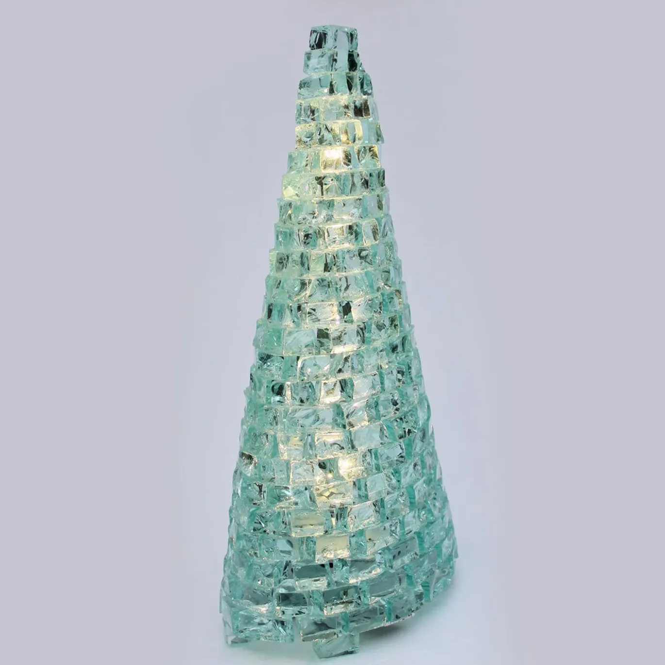 Lampada scultorea in vetro verde Conè