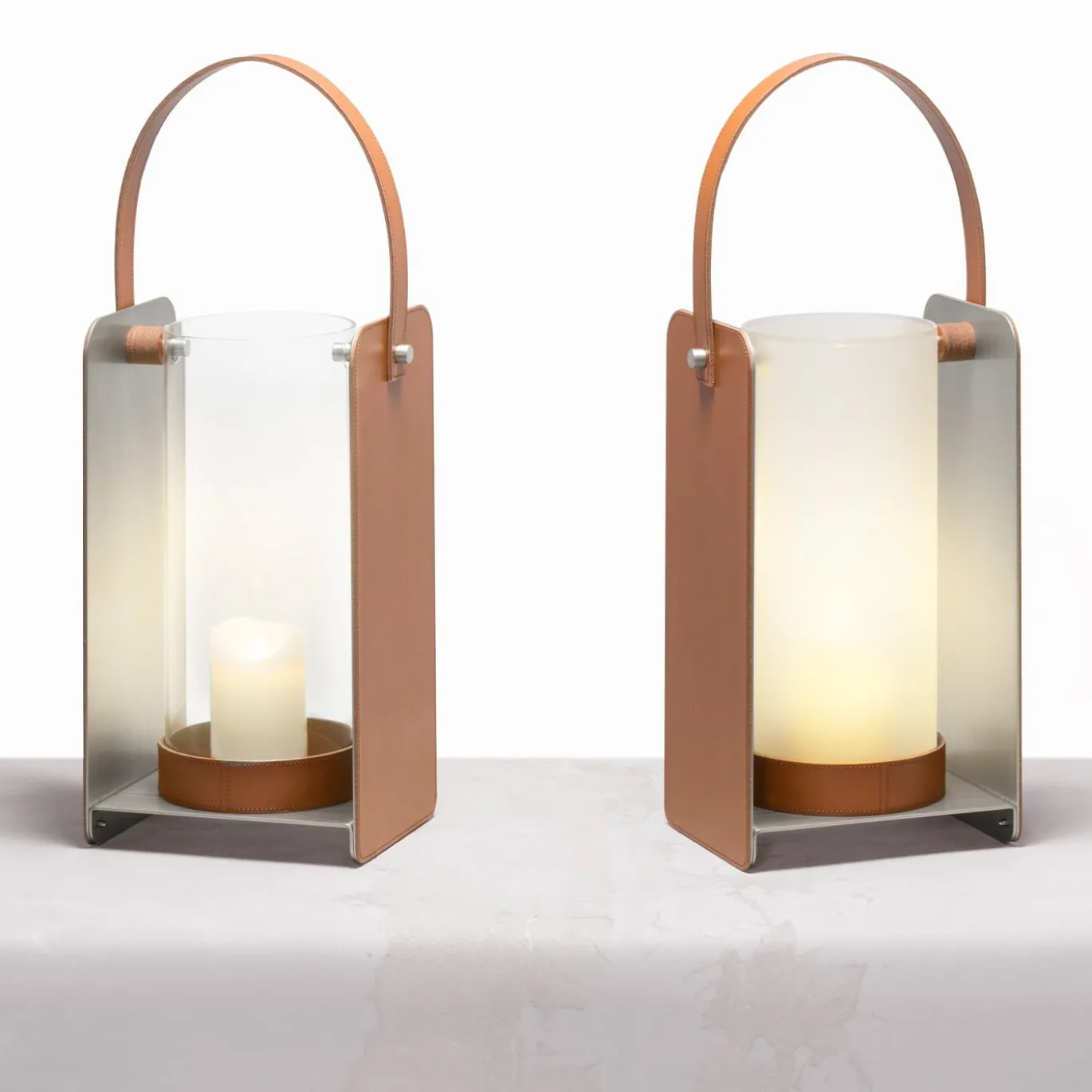 Lanterna Lumen Media in Pelle Saddle Marrone di Simone Fanciullacci