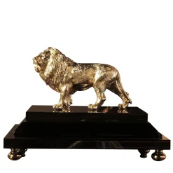 Leone in ottone con base in lacca nera Figurina