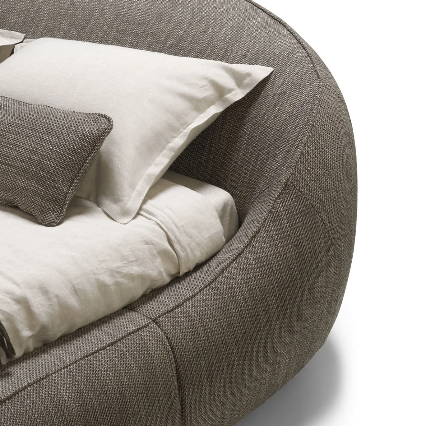 Letto Abbracci grigio di Lorenza Bozzoli