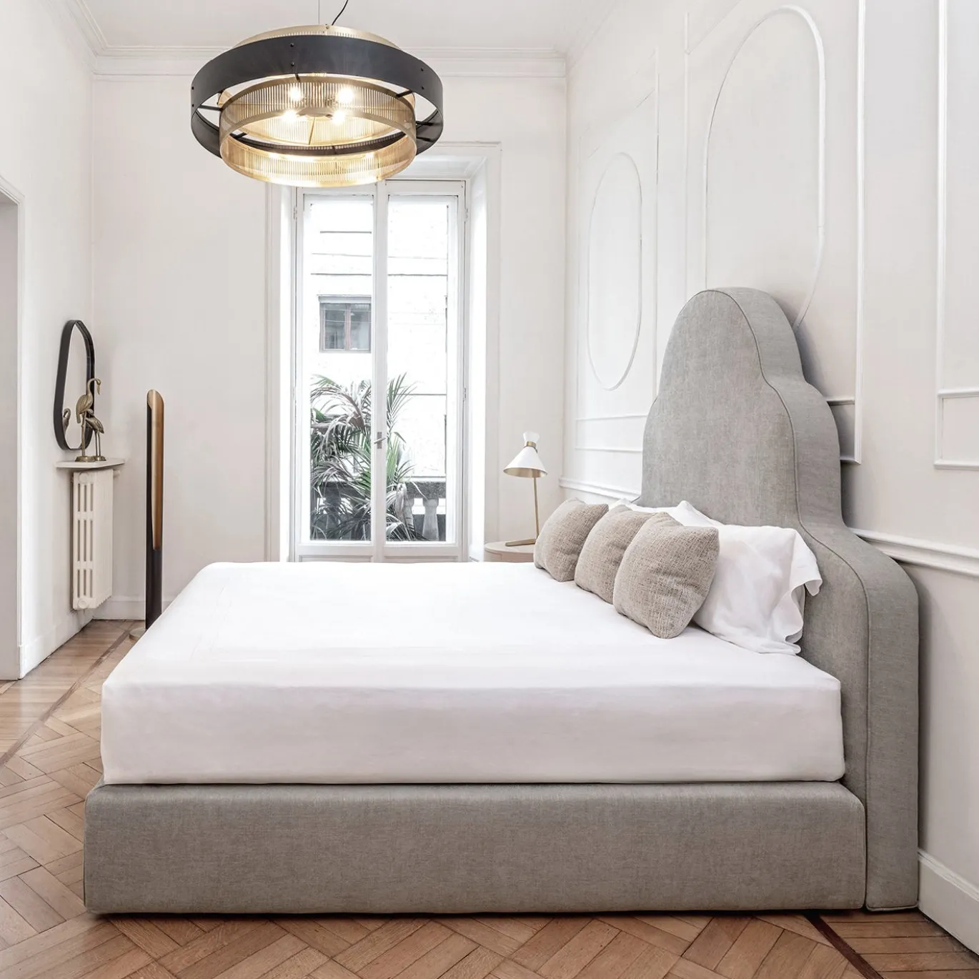 Letto Baldon con testiera imbottita grigio-acciaio