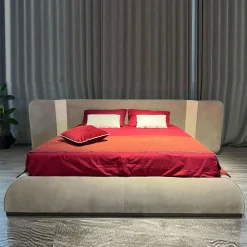 Letto Beige Morrison con dettagli in pelle a contrasto
