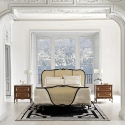 Letto in paglia di Vienna in stile Luigi XV