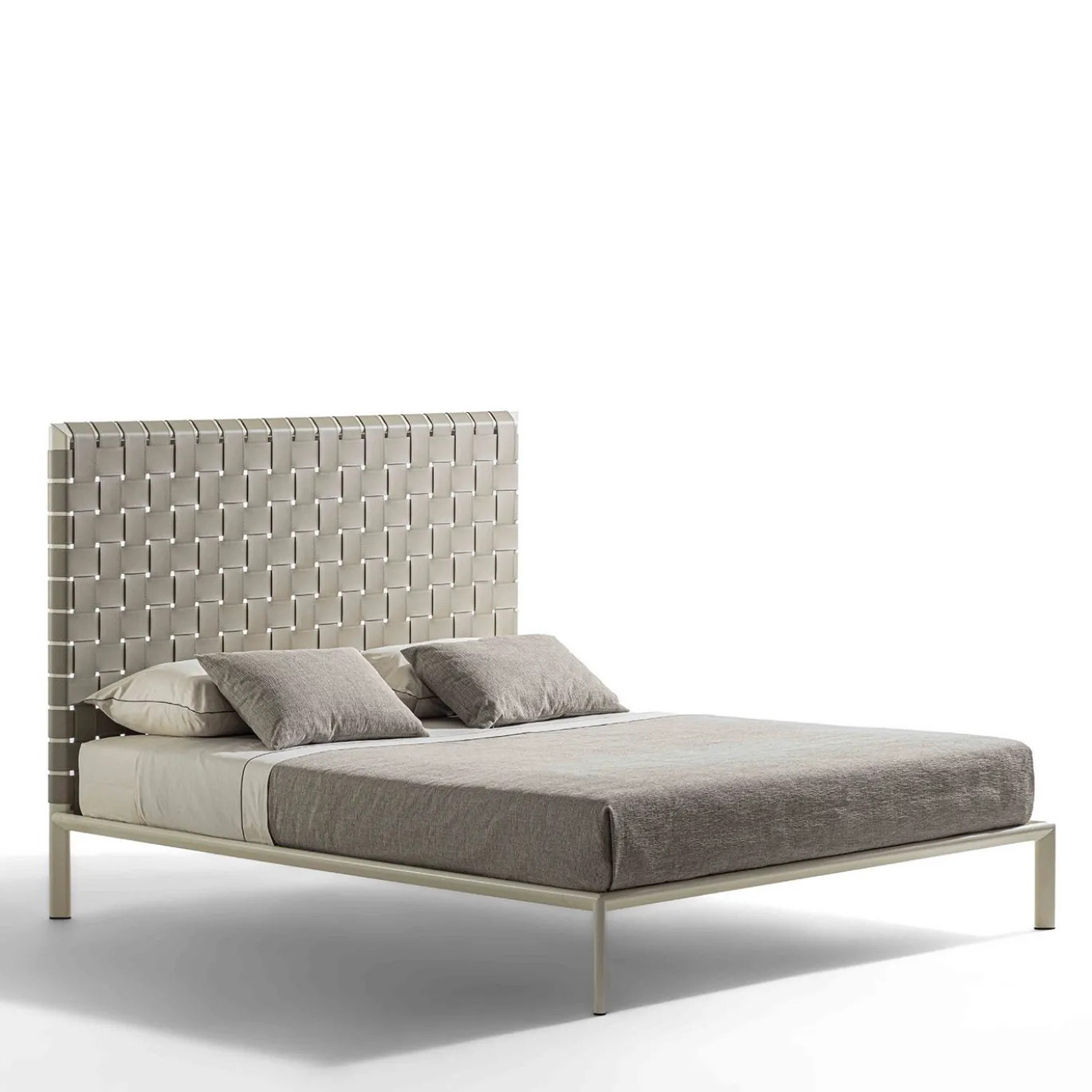 Letto Milano con testiera in pelle Sabbia