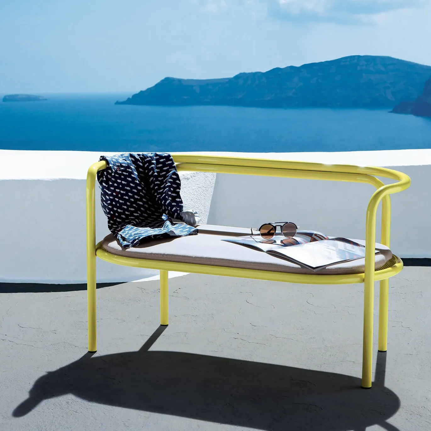 Lovanie Locus Solus Yellow di Gae Aulenti