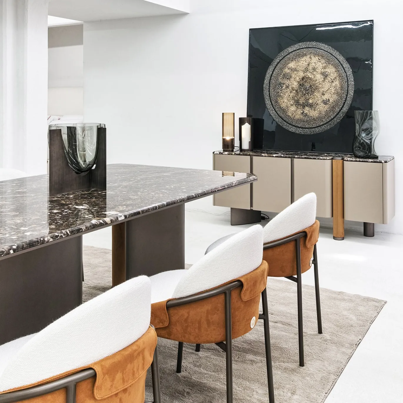 Madia Bon Ton in legno con piano in marmo Emperador