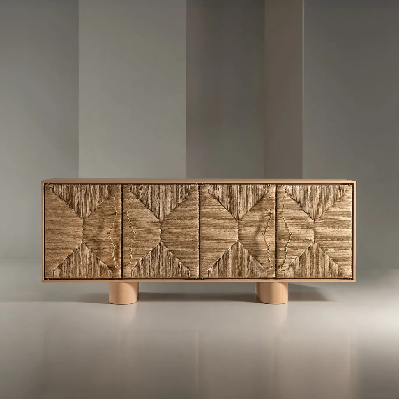 Madia Lario in legno e ottone