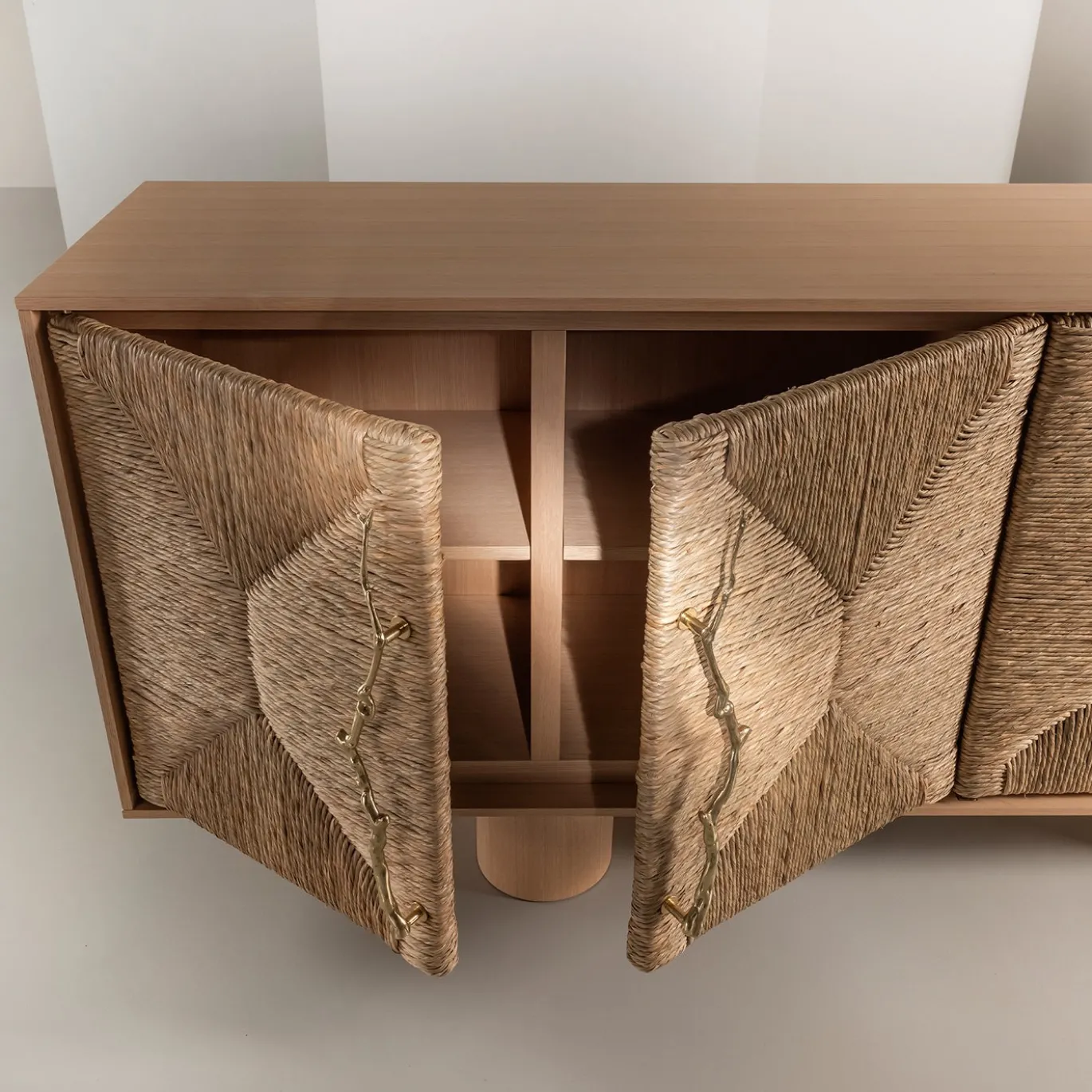 Madia Lario in legno e ottone