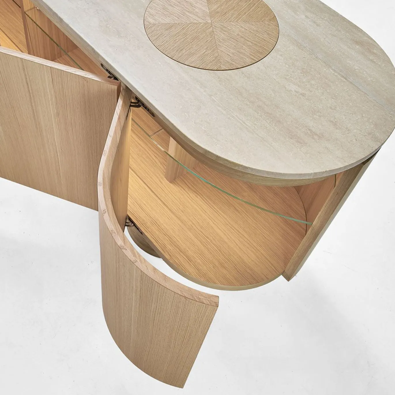 Madia Soffio in rovere con top in travertino