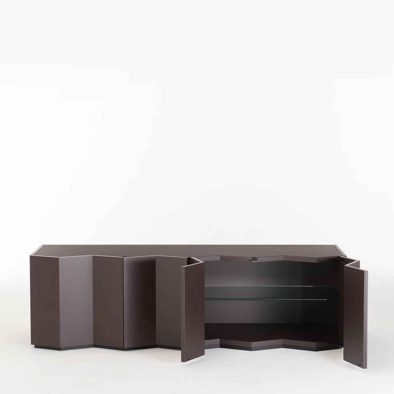Madia Z24 finitura Espresso opaca di Muller Van Severen