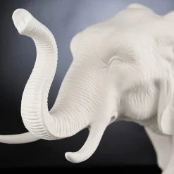 Madre africana Elefante Scultura bianca