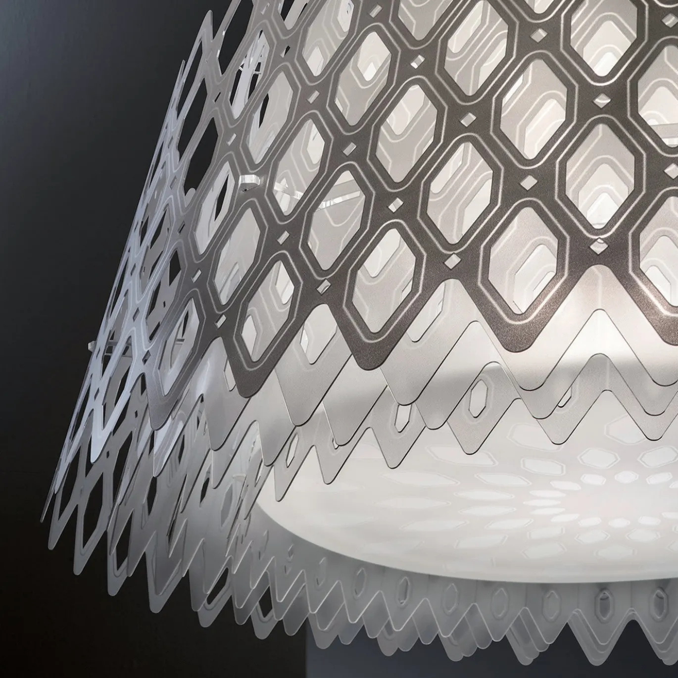 Mezza Charlotte Suspension di Doriana e Massimiliano Fuksas