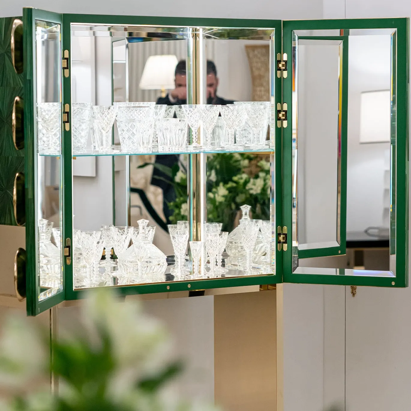 MOBILE BAR CON PAGLIA FRANCESE VERDE